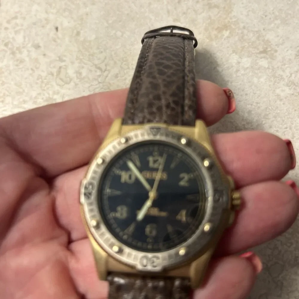 Vintage Guess Watch Lot of 9 Guess Womens Leather Bands Working New Batteries